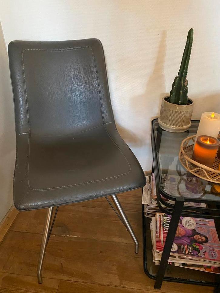 6 solide eetkamerstoelen - grijs, Huis en Inrichting, Stoelen, Gebruikt, Vijf, Zes of meer stoelen, Overige materialen, Grijs