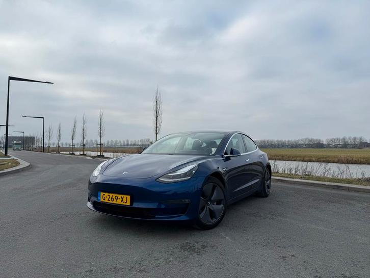 Tesla Model 3 long range AWD 2019 Blauw. SOH: 88%, Auto's, Tesla, Particulier, Model 3, 4x4, Achteruitrijcamera, Adaptieve lichten