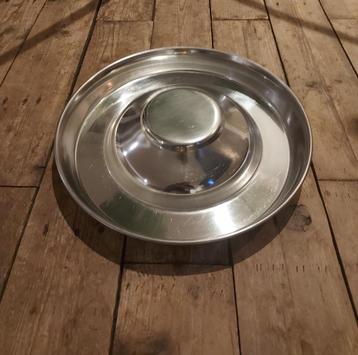 Puppy schaal beschikbaar voor biedingen