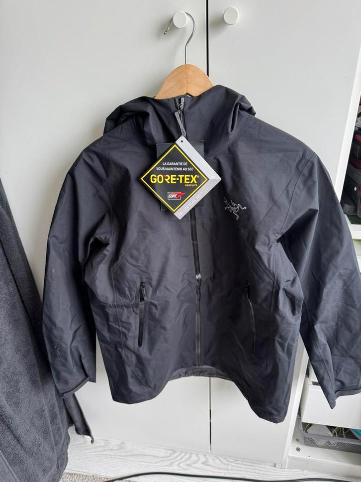 Arcteryx Beta Regenjaas Maat L, Caravans en Kamperen, Regenkleding, Nieuw, Regenjas, Dames, Heren, Ophalen of Verzenden