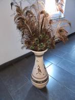 Portugese vaas met pauwenveren, Overige kleuren, 50 tot 75 cm, Aardewerk of Porselein, Ophalen of Verzenden