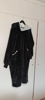 Hoodie deken

Extra lang model, Kleding | Dames, Ophalen, Nieuw, Maat 34 (XS) of kleiner