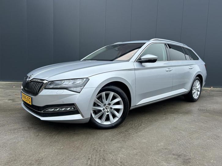 Skoda Superb Combi 1.4 TSI iV PHEV 1e EIGENAAR VIRTUAL COCKP, Auto's, Skoda, Te koop, Superb, ABS, Achteruitrijcamera, Adaptive Cruise Control