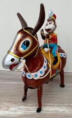 Blikken opwindbare aap op paard, Antiek en Kunst, Antiek | Speelgoed, Ophalen of Verzenden