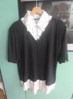 Mooi zwart Tuniek met gesytreepte accenten. Maat 46, Ophalen of Verzenden, Zo goed als nieuw, Gestikt, onleesbaar, Blouse of Tuniek