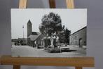 Mooie oude fotokaart Banholt kerk en Christus Koning beeld, Ophalen of Verzenden, 1940 tot 1960, Ongelopen, Limburg
