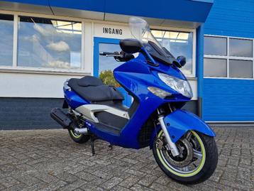 Kymco xciting 500cc scooter / motorscooter NL motor kenteken beschikbaar voor biedingen