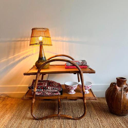 Franse rotan bamboe theetafel bijzettafel vintage, Huis en Inrichting, Tafels | Bijzettafels, Ophalen
