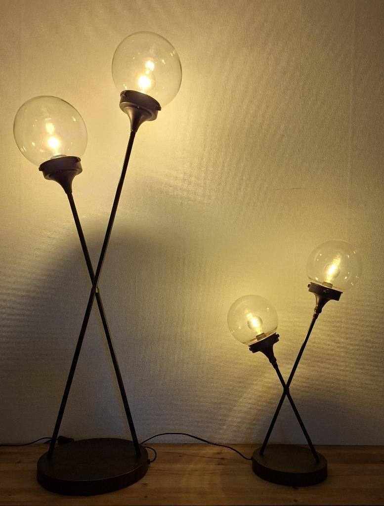 2 design lampen met een industriële uitstraling, Huis en Inrichting, Lampen | Tafellampen, Zo goed als nieuw, 75 cm of meer, Glas