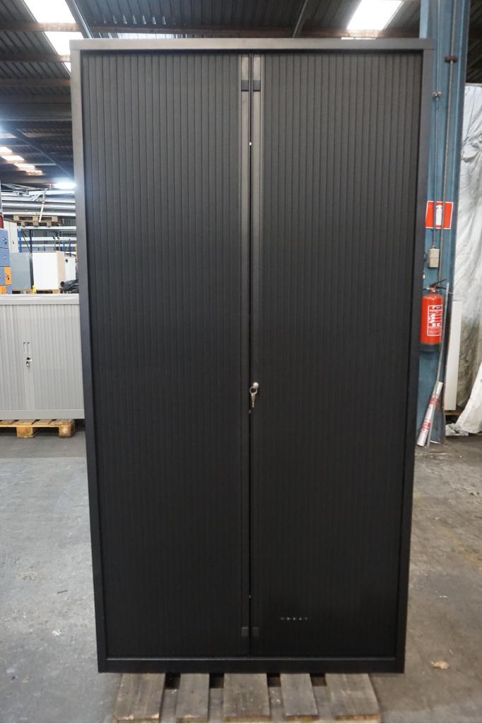 Zwarte archiefkast roldeurkast kantoorkast met sleutel, Huis en Inrichting, Kasten | Roldeurkasten en Archiefkasten, Gebruikt