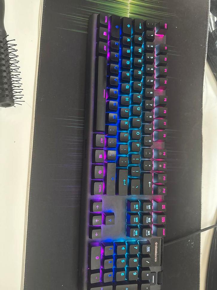 Steelseries Apex 5 - Zo goed als nieuw!, Computers en Software, Toetsenborden, Zo goed als nieuw, Qwerty, Bedraad, Gaming toetsenbord