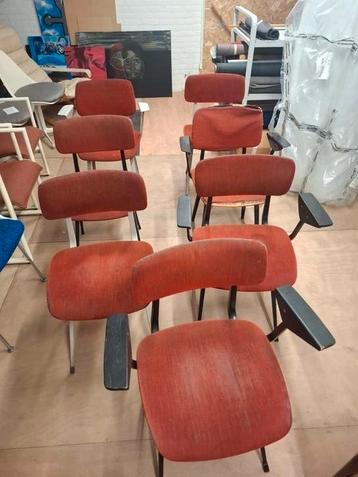 7 ahrend de cirkel stoelen result en revolt beschikbaar voor biedingen