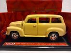 Chevrolet Suburban Carryall beige Mira metal 1:18 KRD, Ophalen of Verzenden, Zo goed als nieuw, Auto, Overige merken
