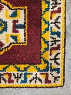 Vintage Handgemaakt wol Smyrna tapijt Retro 68x135cm, Vintage Retro Smyrna hype, Gebruikt, 100 tot 150 cm, Crème