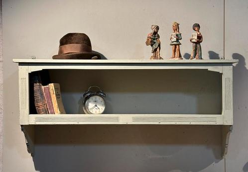 Brocante  hangkastje - wandkastje - groen, Huis en Inrichting, Woonaccessoires | Wandplanken en Boekenplanken, Zo goed als nieuw