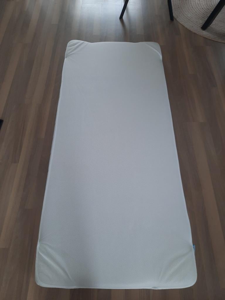 Peuter Matras 70x160 cm, Kinderen en Baby's, Kinderkamer | Bedden, 70 tot 85 cm, Zo goed als nieuw, Matras, 140 tot 160 cm