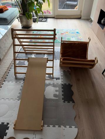 Klimrek/Schommel - Motorische ontwikkeling - Z.G.A.N. beschikbaar voor biedingen