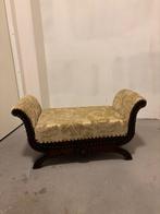 Antiek voetenbankje, Antiek en Kunst, Antiek | Meubels | Stoelen en Banken, Ophalen