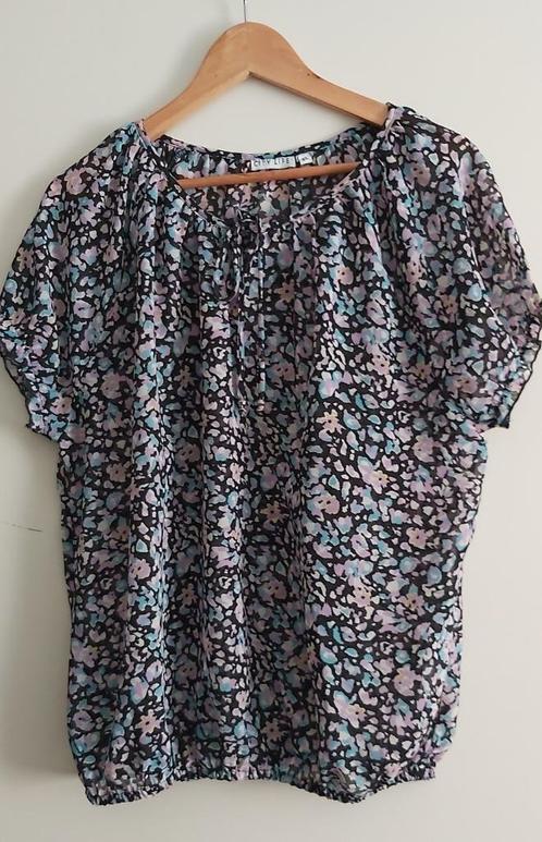 shirt lila met mint maat M, Kleding | Dames, T-shirts, Zo goed als nieuw, Maat 38/40 (M), Paars, Korte mouw, Ophalen of Verzenden