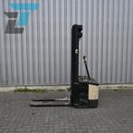 Crown Elektrische stapelaar Triplex (bj 2007), 1000 tot 2000 kg, Elektrisch, Stapelaar, Crown