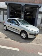 Peugeot 206 (met een nieuwe apk) 1.4 Pop' Art, Voorwielaandrijving, 4 cilinders, Airbags, Origineel Nederlands