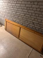 Oude Lundia kast onderdelen - 2 deuren en 2 staanders, Ophalen, Gebruikt