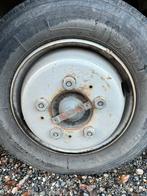 Gezocht VELGEN Mitsubishi Canter ‘87, Auto-onderdelen, Ophalen of Verzenden