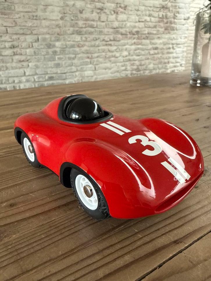 Playforever  -Stijlvol voor Autoliefhebbers nieuw EUR50. Als, Hobby en Vrije tijd, Modelauto's | Overige schalen, Zo goed als nieuw