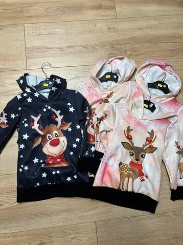 Prachtige nieuwe kersttruien beschikbaar voor biedingen