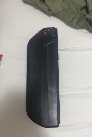 Fatbike V8 Accu (zonder sleutel) beschikbaar voor biedingen