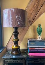 Mid century keramiek lamp, Huis en Inrichting, Lampen | Lampenkappen, Bruin, Ophalen of Verzenden, Zo goed als nieuw, 50 cm of meer
