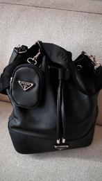 Nieuwe Prada Buideltas, Sieraden, Tassen en Uiterlijk, Ophalen of Verzenden, Nieuw, Zwart, Handtas