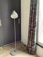 Vloerlamp, grijze metalen kap, Huis en Inrichting, Lampen | Vloerlampen, Ophalen, Gebruikt, Metaal, 100 tot 150 cm