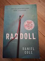 Ragdoll - Daniel Cole thriller, Ophalen of Verzenden, Gelezen, Daniel Cole, Nederland