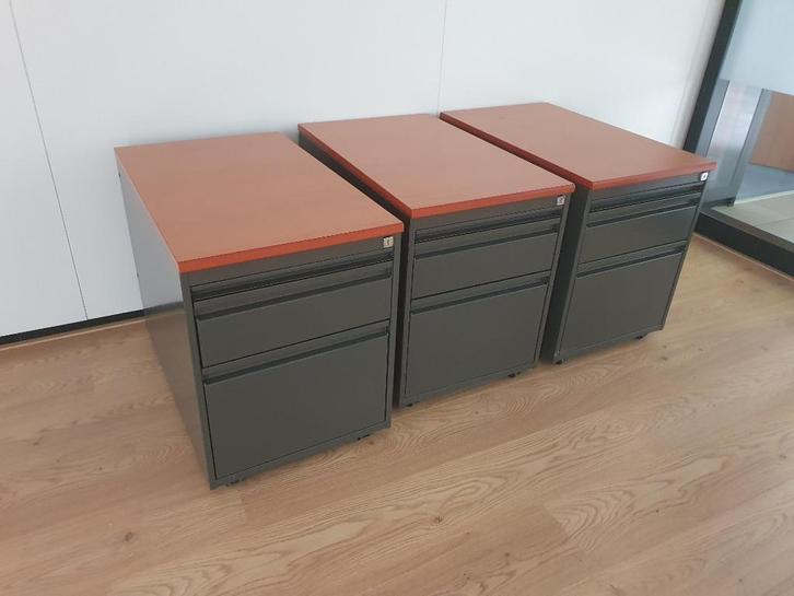 Partij of los: Drentea metalen ladeblok ladekast / rolblok, Huis en Inrichting, Kasten | Ladekasten, Zo goed als nieuw, Minder dan 100 cm