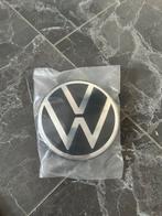 VW embleem grill golf 8 voor distronic, Auto diversen, Ophalen of Verzenden