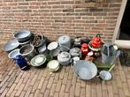 Antieke Keukenbenodigdheden Collectie Emaille Pannen Ketels, Ophalen