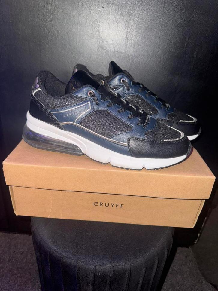 Cruyff Diamond sneakers zwart/donkerblauw maat 40, Kleding | Dames, Schoenen, Zo goed als nieuw, Sneakers of Gympen, Zwart, Ophalen of Verzenden