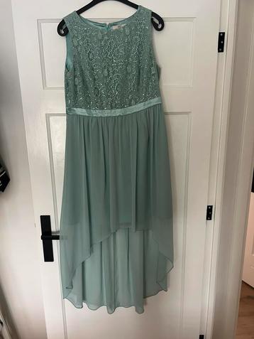 Jake’s cocktail jurk beschikbaar voor biedingen