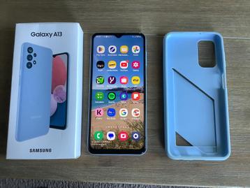 Samsung Galaxy A13 lichtblauw 64 GB beschikbaar voor biedingen