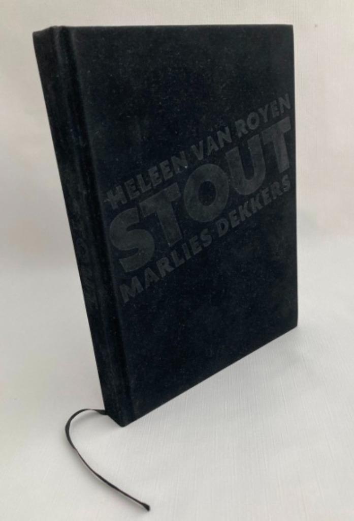 Stout - Heleen v Royen, Marlies Dekkers, gesigneerde editie, Boeken, Mode, Zo goed als nieuw, Mode algemeen, Verzenden