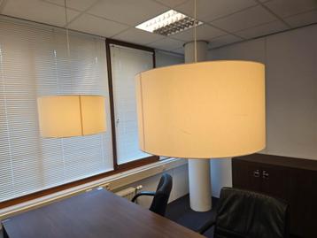 Lampen 2 stuks 10 euro  beschikbaar voor biedingen