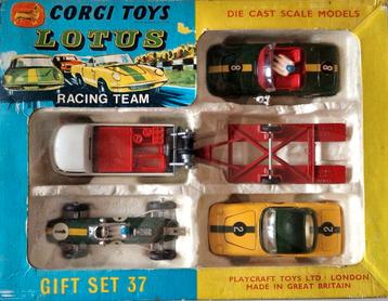 Corgi Toys Gift Set 37 Lotus Racing Team beschikbaar voor biedingen