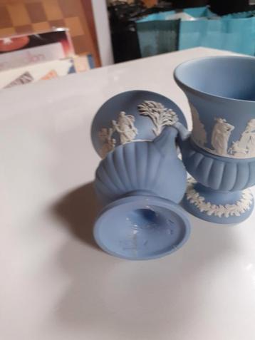 Wedgwood Jasperware Vazen Set beschikbaar voor biedingen