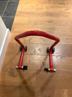 Paddock stand, Ophalen