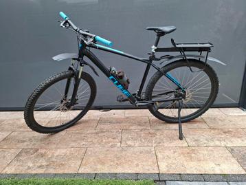 Te koop Mountainbike merk Cube beschikbaar voor biedingen