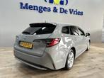 Toyota Corolla Touring Sports 1.8 Hybrid Active LED | Camera, Te koop, Zilver of Grijs, Gebruikt, Emergency brake assist