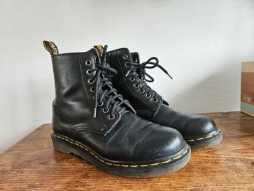 Dr Martens mt 38 beschikbaar voor biedingen