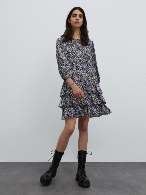 Jurkje Julika met stroken van Edited, Kleding | Dames, Jurken, Zo goed als nieuw, Maat 38/40 (M), Zwart, Boven de knie, Ophalen of Verzenden