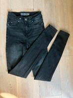 Nette Amisu skinny jeans in maat 158, Ophalen of Verzenden, Zo goed als nieuw, Jongen of Meisje, Broek